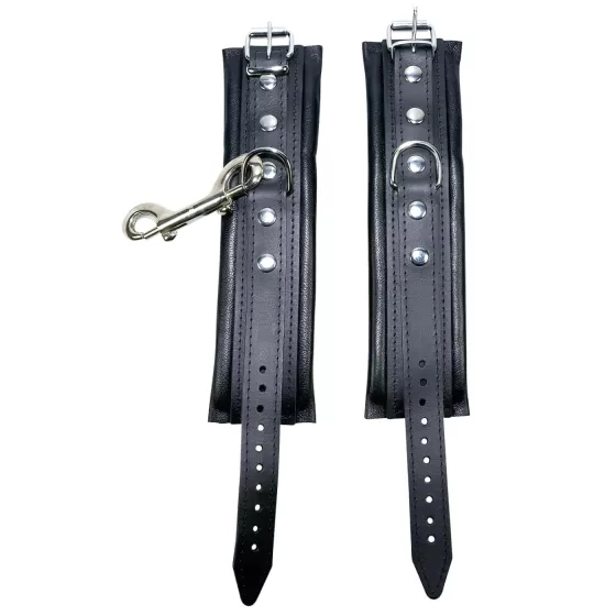 ZADO - bőr csukló bilincs és karabiner (fekete)