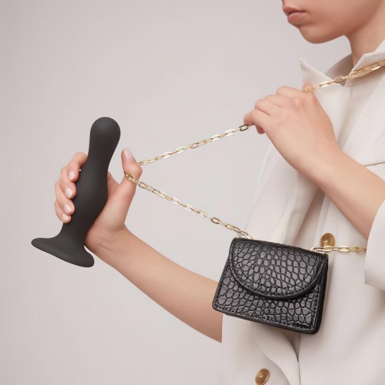 Strap-on-me Curvy S - hullámos, tapadókorongos dildó (fekete)