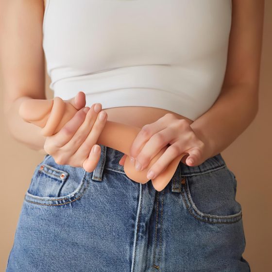 Strap-on-me M - kétrétegű, tapadókorongos dildó (natúr)