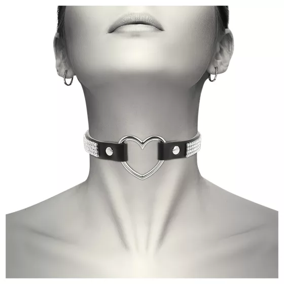 Coquette - strasszos choker nyakpánt szív medállal (fekete)